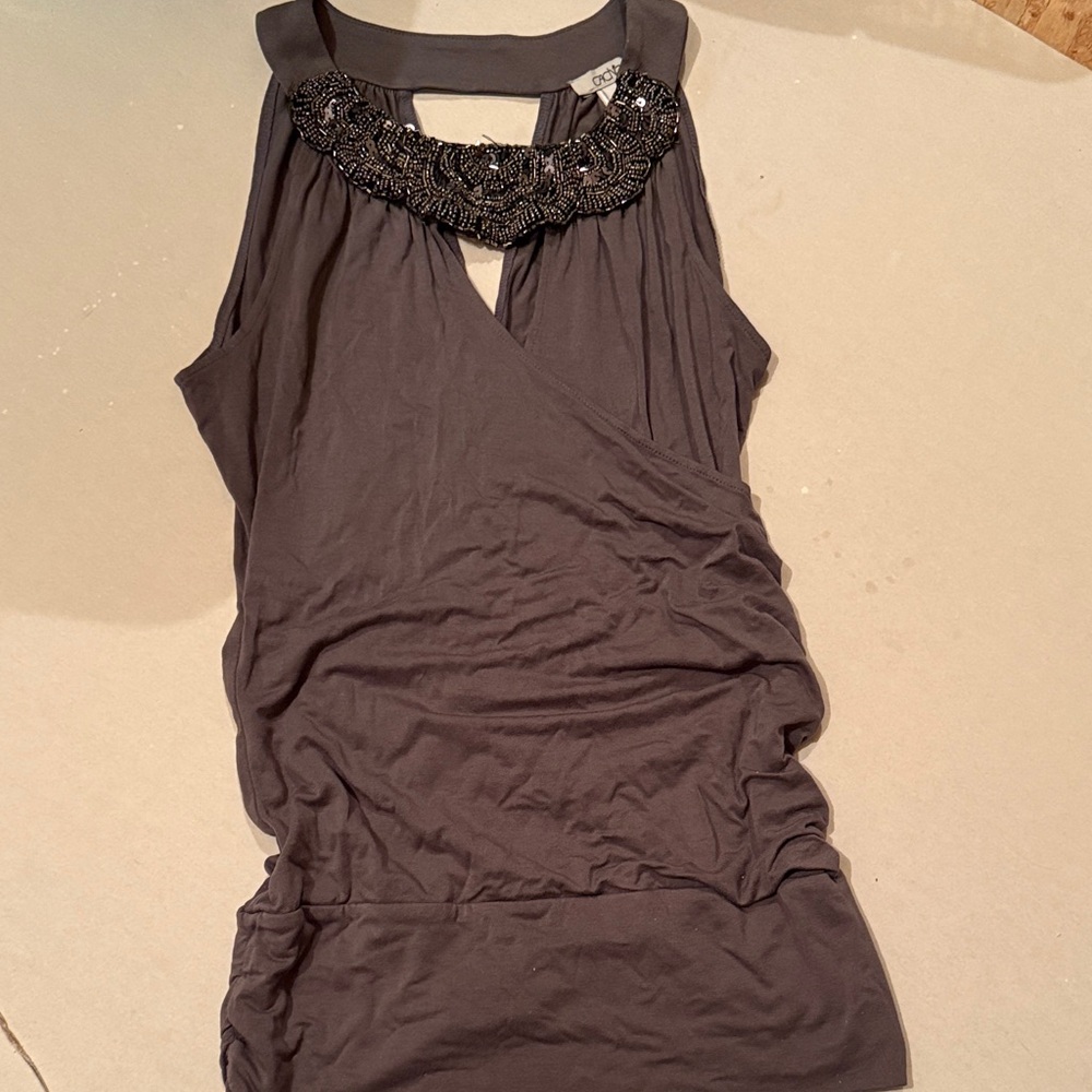 Cache Elegant Sleeveless Top with Embellished Neckline and rouched back! S